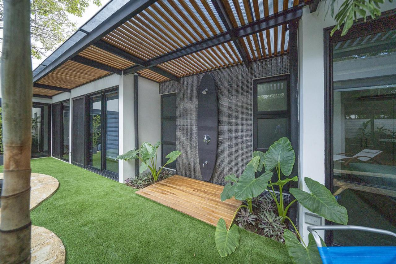 Playa Potrero - New Modern House, Pool In Guitar Shape - Casa Guitarra Villa Exterior photo